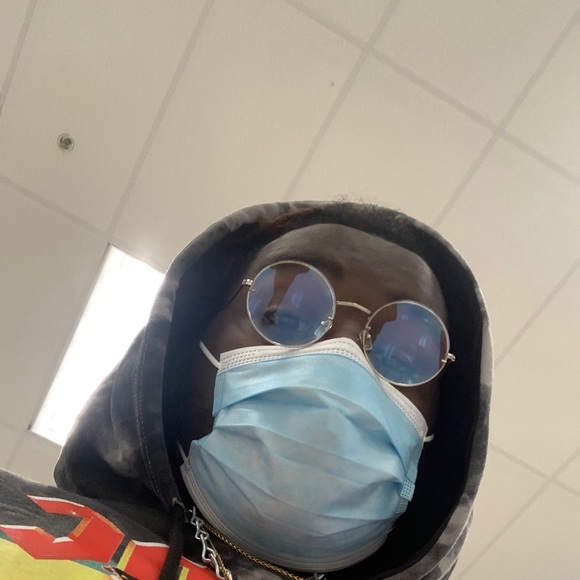 Profile Picture of Joel Gilbreath (@joelgilbreath) on Poshmark