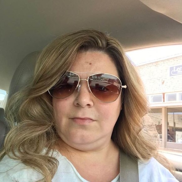 Profile Picture of Thayer Alexander (@thayeralexander) on Poshmark