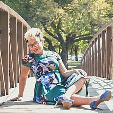 Profile Picture of Keisha N. Terry (@HotTeaKei) on Twitter