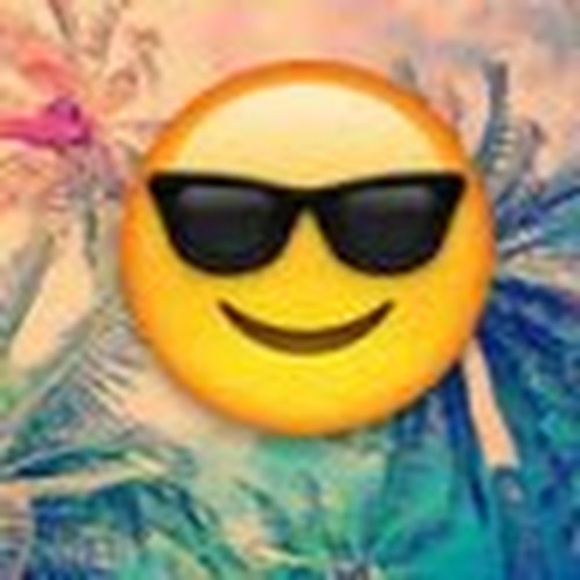 Profile Picture of Jane Epifanio (@janeepifanio) on Poshmark