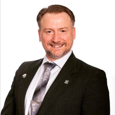 Profile Picture of Givesmekeys (@vandiver_steve) on Twitter