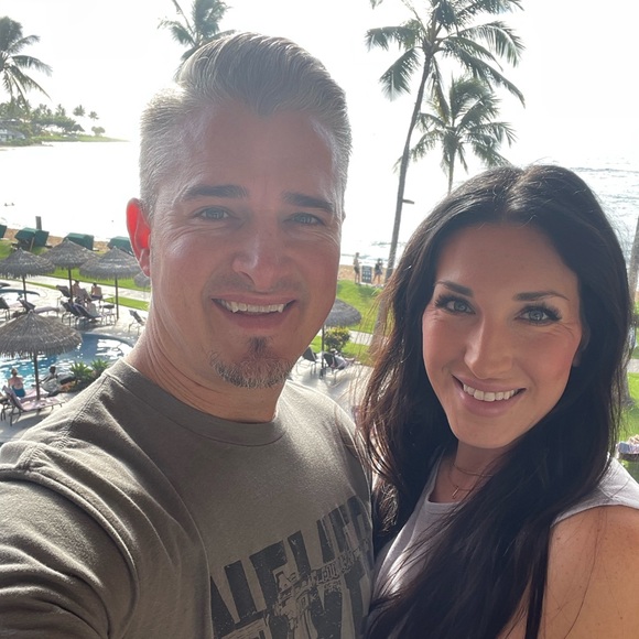 Profile Picture of Samantha Beals (@samantha_beals) on Poshmark