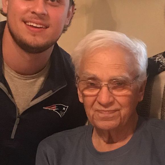 Chris Sadler - Poshmark Profile Picture of Chris Sadler (@chris14sadler) on Poshmark