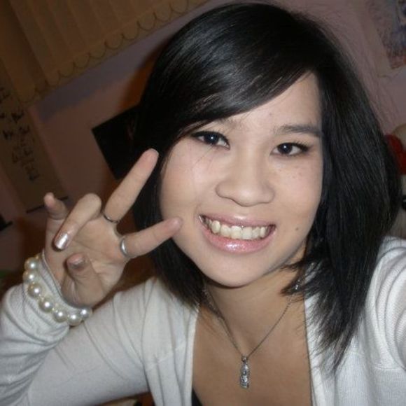 Profile Picture of Minh Do (@babekk) on Poshmark