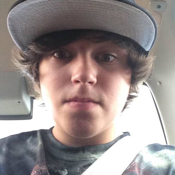 Profile Picture of Andrew Long (@redneckboy229) on Poshmark