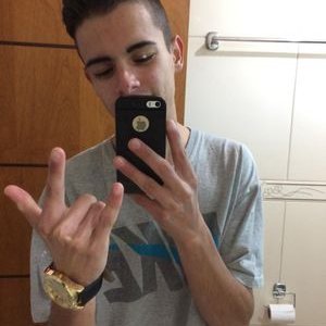 Profile Picture of Alexander Teixeira (@AlexanderTeix12) on Twitter