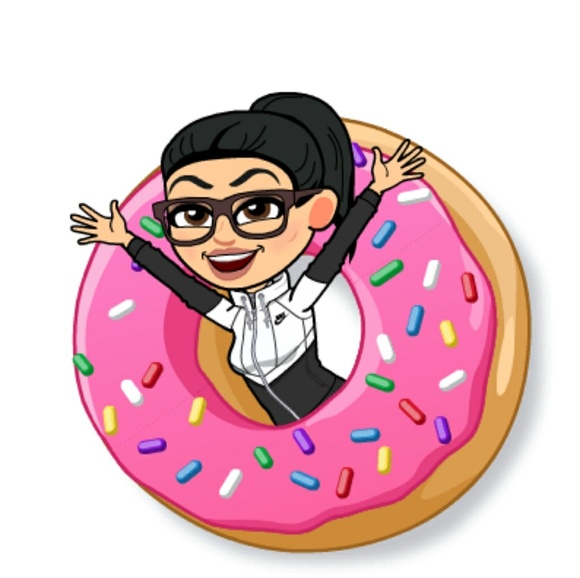 Profile Picture of Alex Flynn (@alexxlizz06) on Poshmark