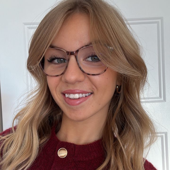 Profile Picture of Éloïse beauchamp (@eloisebeauchamp) on Tiktok