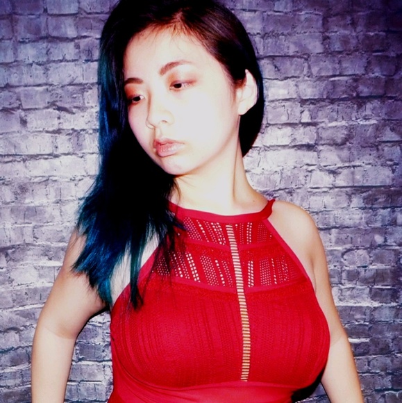 Profile Picture of Countess Contessia (@snailbutt) on Poshmark