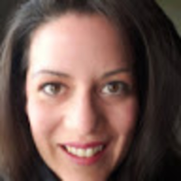 Profile Picture of Stephanie Bowles (@smbowles) on Poshmark