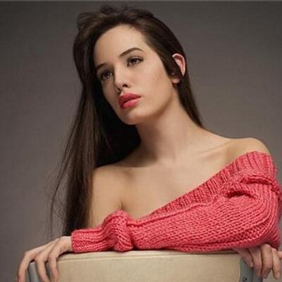 Profile Picture of Guadalupe Moya (@5Guadi) on Twitter