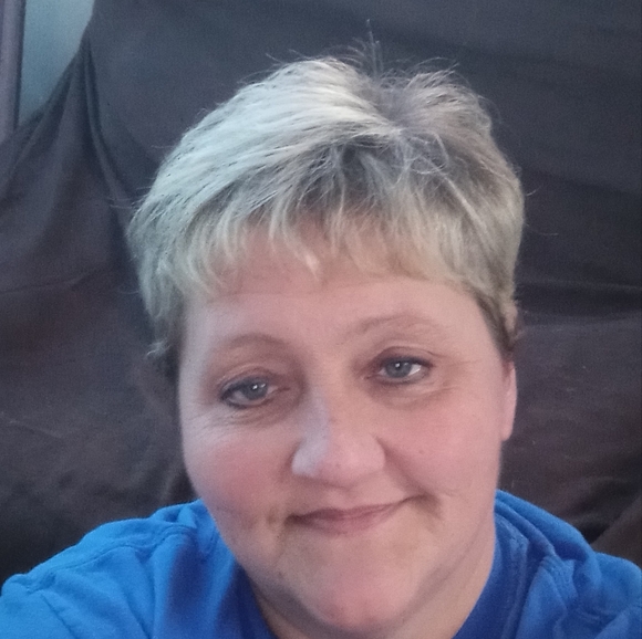 Profile Picture of Tammy Foreman (@foreman70533) on Poshmark