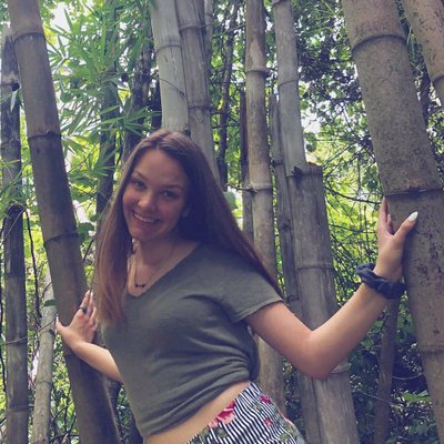 Profile Picture of Sarah Lear (@_SarahLear) on Twitter