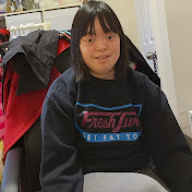 Profile Picture of Lisa Huynh (@user-oi7ot7ev8o) on Youtube