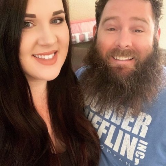 Profile Picture of Nichole Hendricks (@nicholehendr363) on Poshmark