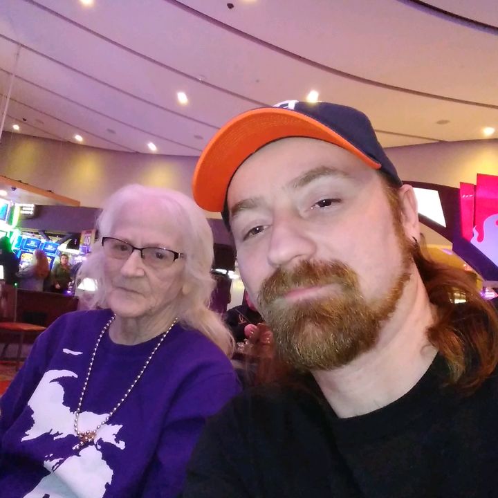 Profile Picture of russell campbell (@@russell8282) on Tiktok