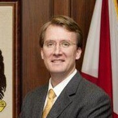 Profile Picture of Clinton Carter (@ClintonCarterAL) on Twitter