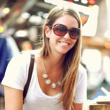 Profile Picture of Julie Tomaszewski (@jSzewski) on Twitter
