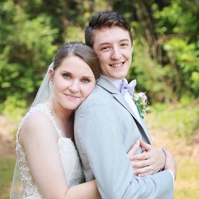 Profile Picture of Larissa Wallace (@rissalu17) on Twitter