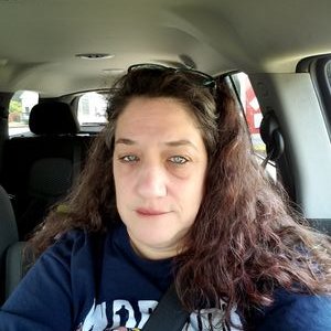 Profile Picture of Lisa C. Surrette (@surrette_c) on Twitter