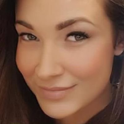 Profile Picture of Terri Castle (@TerriCastle2) on Twitter