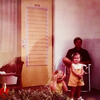 Profile Picture of Stacy Agee Szczesiul (@s_szczesiul) on Twitter