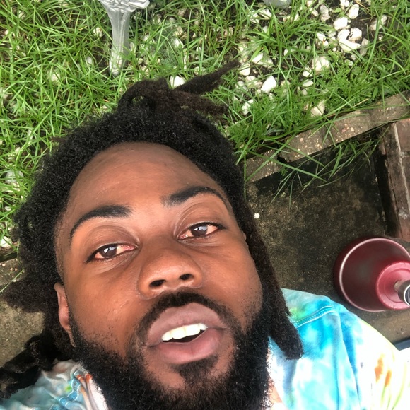 Profile Picture of Broderick Walker (@broderick95) on Poshmark