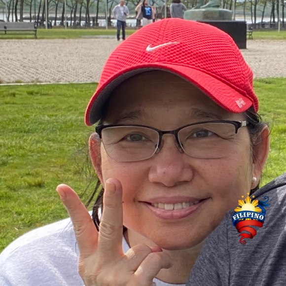 Profile Picture of Rosario Carpio (@gheerose) on Poshmark