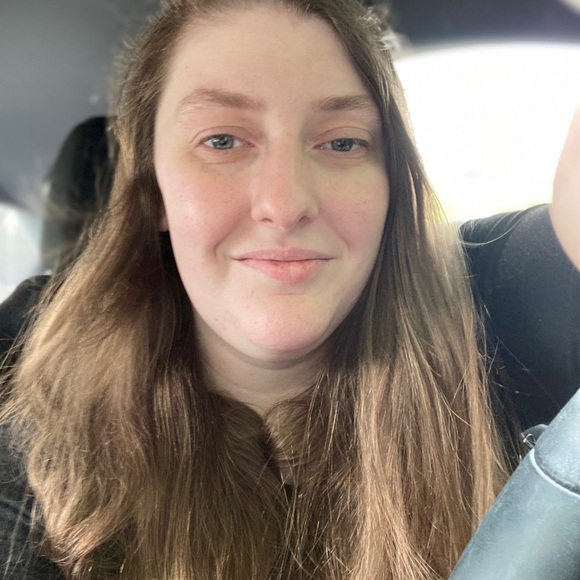 Profile Picture of Brianna Trippe (@btrippe) on Poshmark