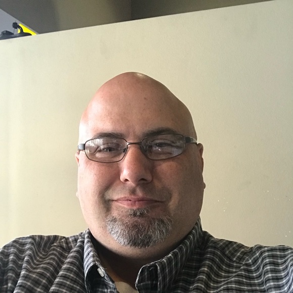 Profile Picture of Jason Rockey (@jrockey77) on Poshmark