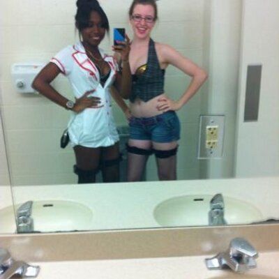 Profile Picture of Lena Knight (@LenaKnight4I12) on Twitter