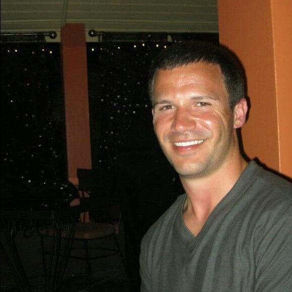 Profile Picture of Derek Greer (@derek_greer) on Poshmark