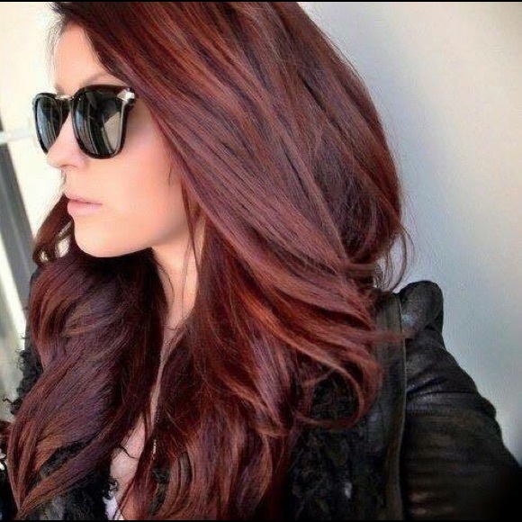 Profile Picture of Lydia Canova (@plyd) on Poshmark