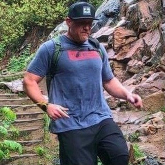 Profile Picture of Barry Masser (@bmasser914) on Poshmark