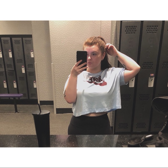 Profile Picture of Jewel Dusome (@vmjewel) on Poshmark