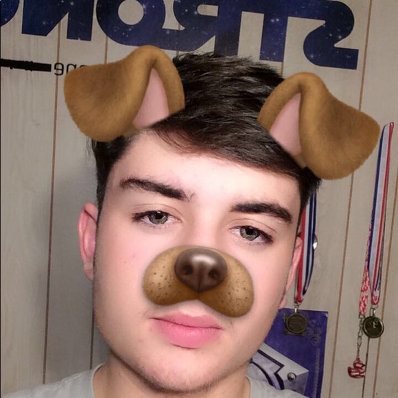 Profile Picture of Dallion Miller (@dallionmiller) on Poshmark