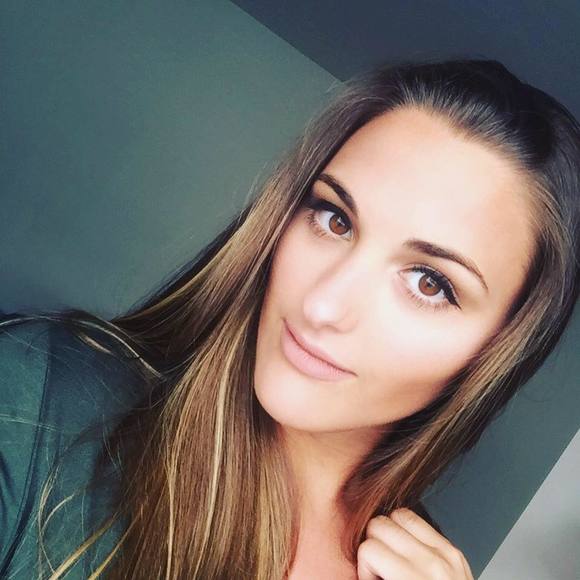 Profile Picture of Amanda Tyrrell (@tyrrellamanda) on Poshmark