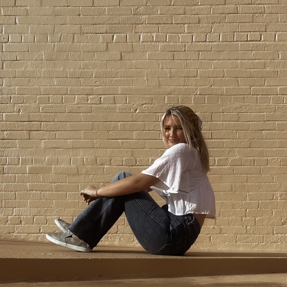 Profile Picture of Taylor Keen (@taylorkeen0706) on Poshmark