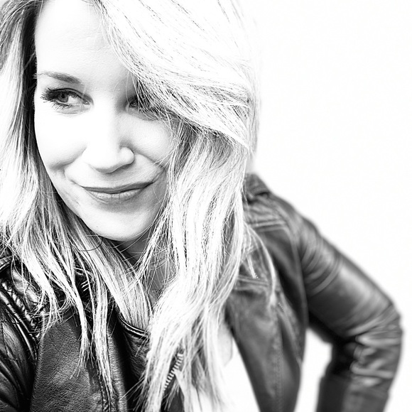 Profile Picture of Ashley Skalsky (@ashleyoharamv) on Poshmark