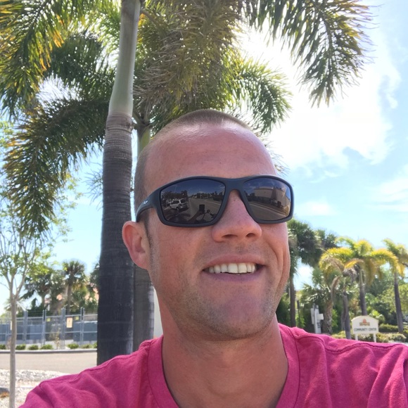 Profile Picture of Aaron Whitney (@ajwhit) on Poshmark