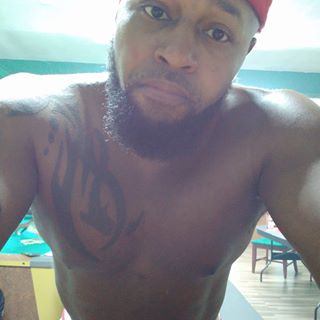 Profile Picture of Raymond Roberts (@pablo71674) on Facebook