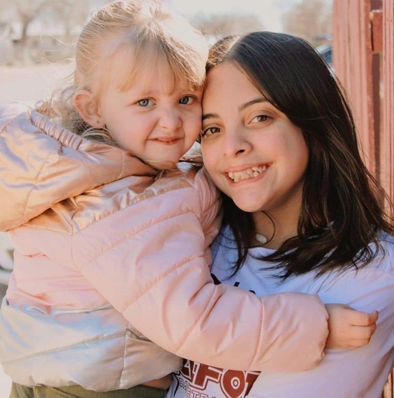 Beth Liscano - Poshmark Profile Picture of Beth Liscano (@bethliscano3) on Poshmark