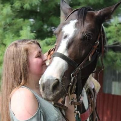 Profile Picture of Hannah Woosley (@HannahWoosley2) on Twitter