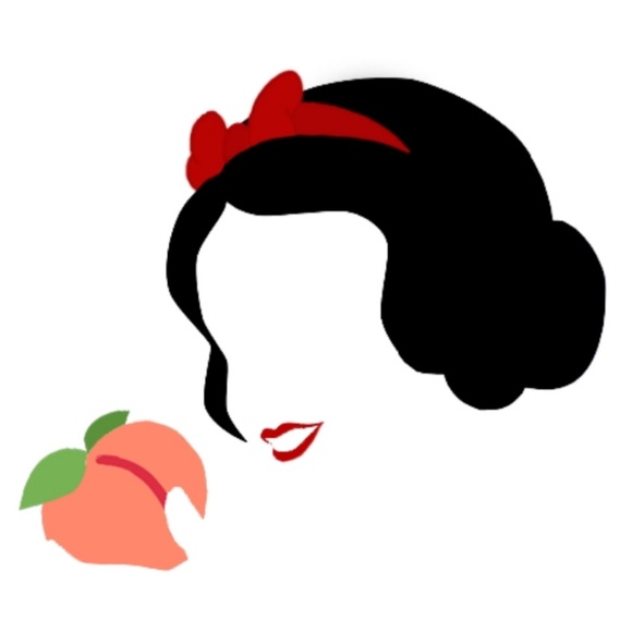 Profile Picture of Emily Duso (@snowduso) on Poshmark