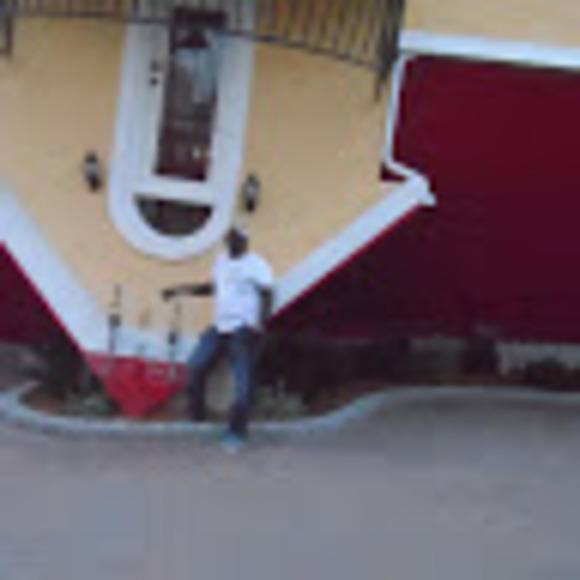 Profile Picture of Donovan R (@reggaeluver) on Poshmark