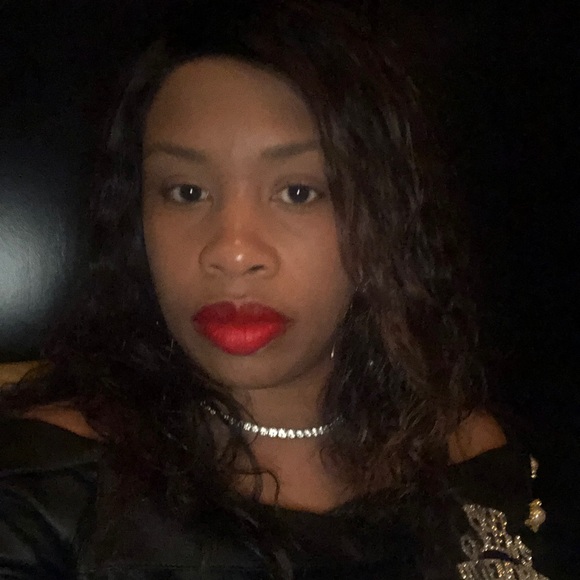 Profile Picture of Trellis Stevenson (@trelliss) on Poshmark