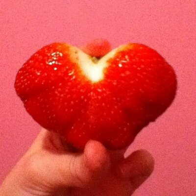 Profile Picture of Sierra Dodd (@DeadBacon101) on Twitter