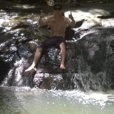 Profile Picture of Wade Newman (@wadenewman92) on Twitter