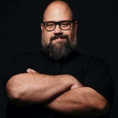 Profile Picture of Chris Thomas (@@beardedcbass) on Twitter