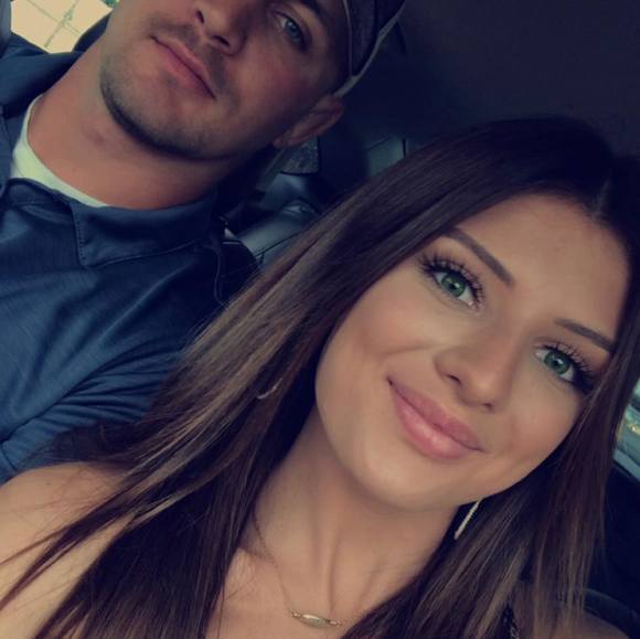 Profile Picture of Alyssa Folden (@alyssadawn_14) on Poshmark